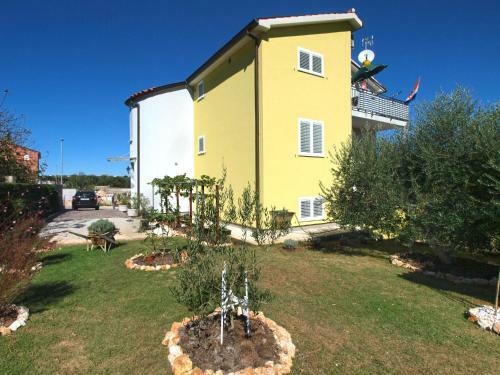 Apartments Mato 1763