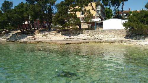Family Friendly Apartment Near The Sea