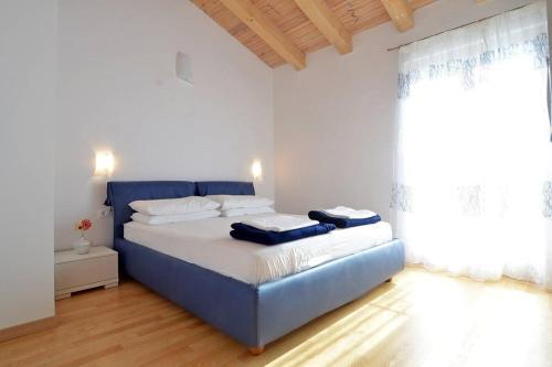 Villa Blue 2