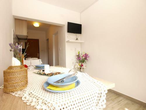Apartments Davor 1676