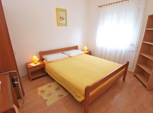 Apartment With 4 Bedrooms 446