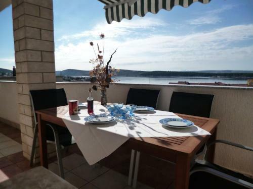 Apartment In Barbat/insel Rab 33077
