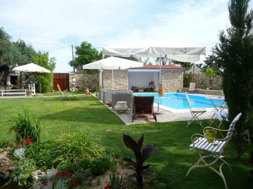 Two-bedroom Apartment In Rab VI
