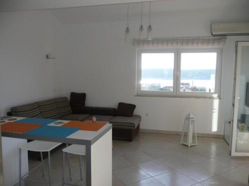 Apartment In Barbat/insel Rab 35741