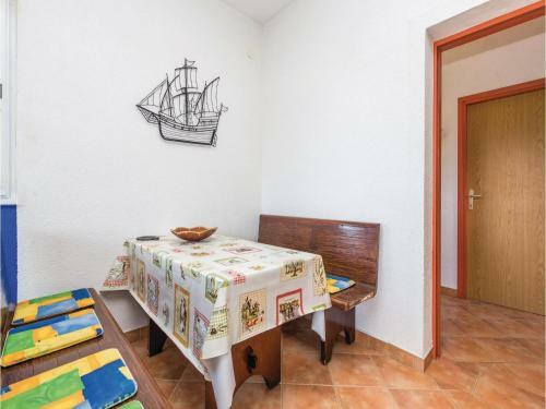 Two-bedroom Holiday Home In Barbat