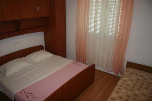 Two-bedroom Apartment In Barbat V