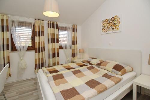 Apartamentos Grosic D. - Uskocka