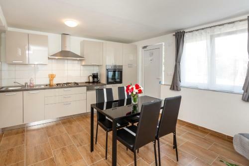 Apartmani Mihaela II