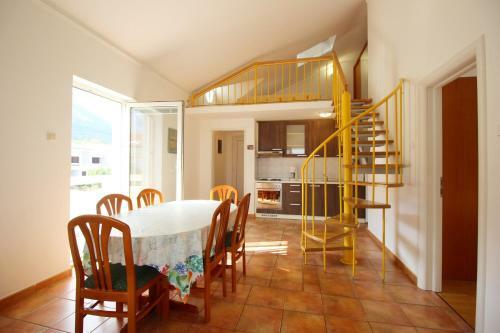 Apartamentos Pintar Valpotic