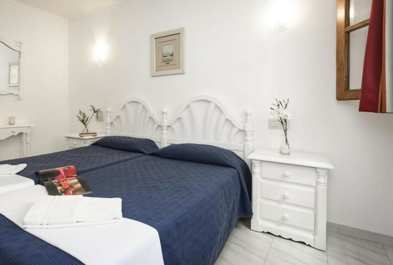 Apartamentos Sol Y Mar