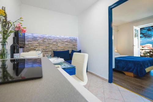 Apartments Tomasic