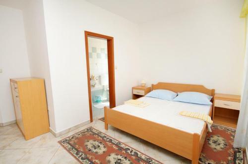 Apartments With A Parking Space Baska (krk) - 5444