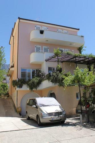 Hostal Double Room Baska Voda 6704h