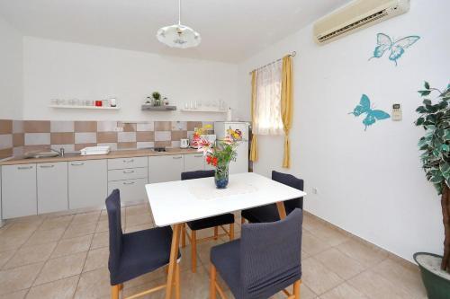 Apartment Bibinje 14656a