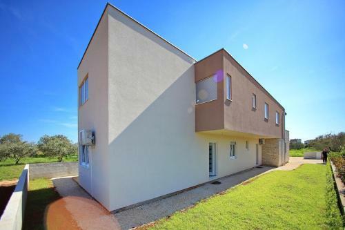 Apartment Bibinje 16320b