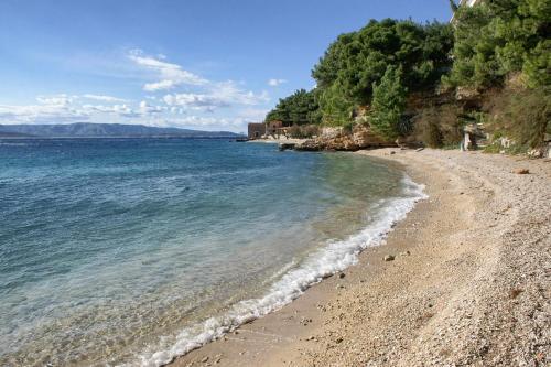 Apartments With A Parking Space Bol (brac) - 5640