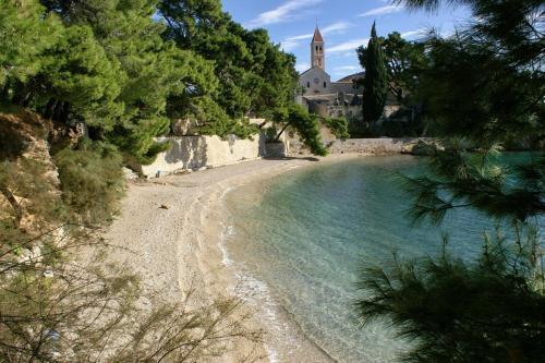 Apartments With A Parking Space Bol (brac) - 5640