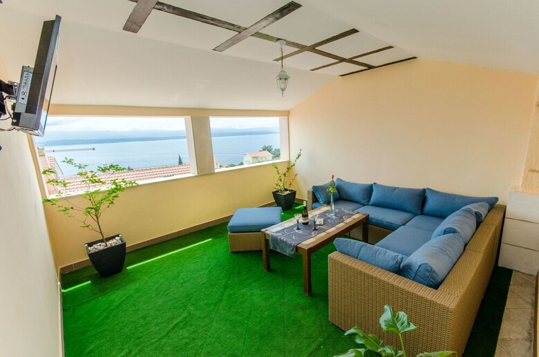 Hostal Apartments Napoli