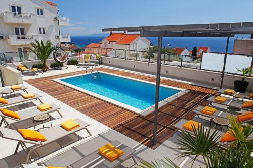 Bol Apartments Anna