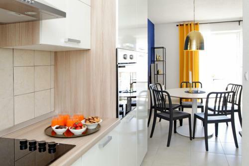 Bol Apartments Anna