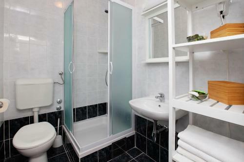 Apartments Villa Adria Bol