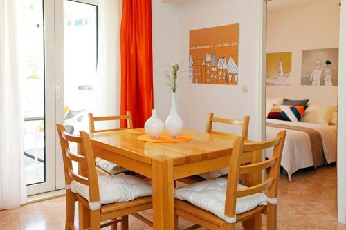 Apartments Villa Adria Bol
