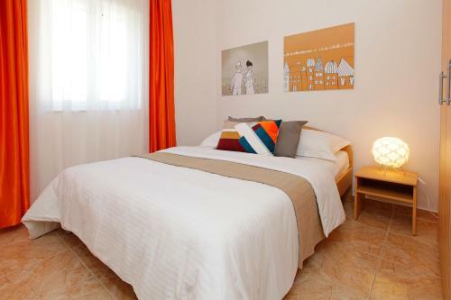 Apartments Villa Adria Bol