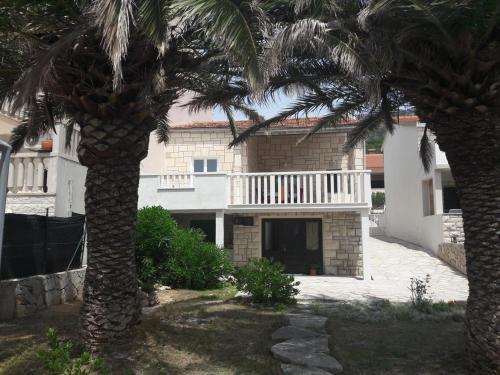 Apartments With A Parking Space Bol (brac) - 12288