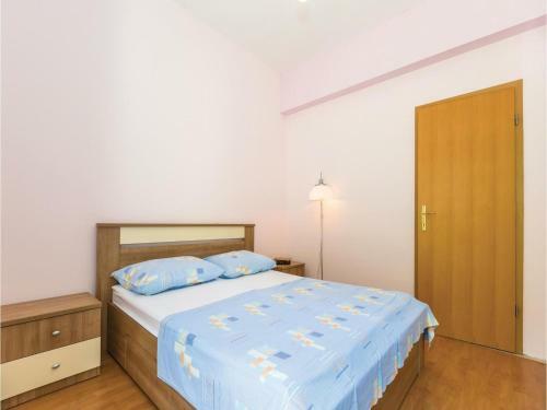 Two-bedroom Holiday Home In Brela