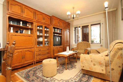 Apartments With A Parking Space Brela (makarska) - 6747