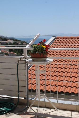 Apartments With A Parking Space Brela (makarska) - 6747