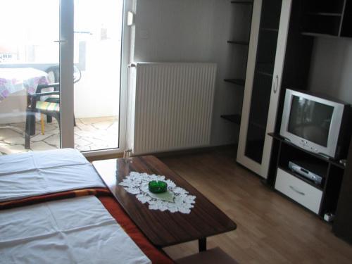 Apartments With A Parking Space Crikvenica - 12592