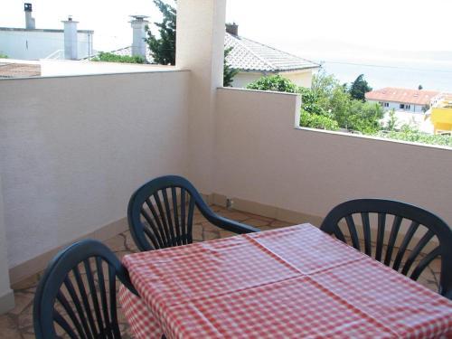 Apartments With A Parking Space Crikvenica - 12592