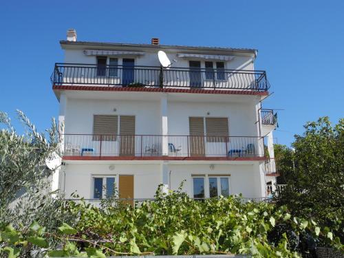 Apartamentos Buto Br. 2 (2+2 Pax)