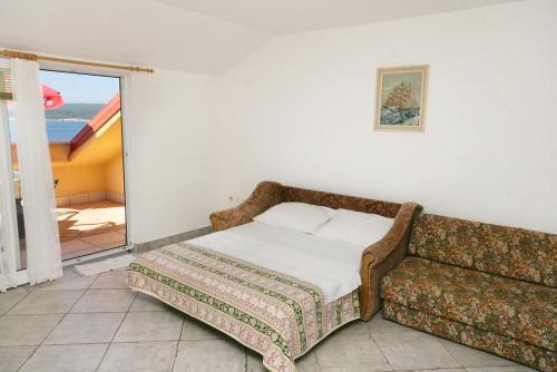 Apartments With A Parking Space Crikvenica - 5532