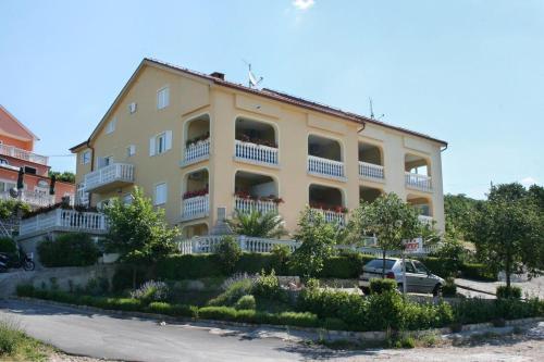 Apartment Crikvenica 5532b