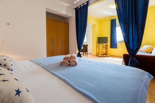 Apartments With A Parking Space Crikvenica - 13572