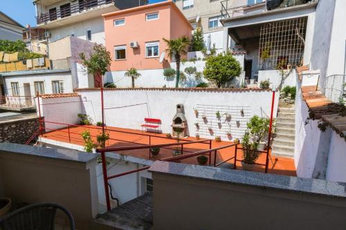 Apartments With A Parking Space Crikvenica - 13572