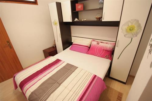 Apartment In Crikvenica 5627