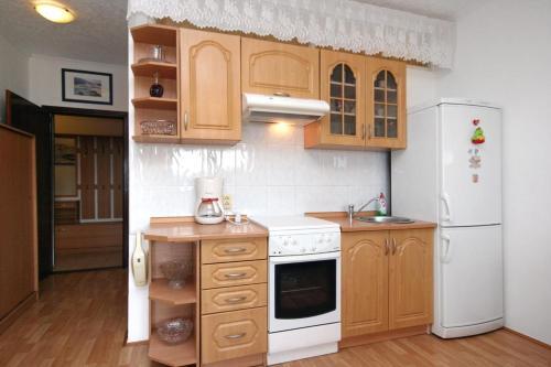 Apartments With A Parking Space Crikvenica - 5549