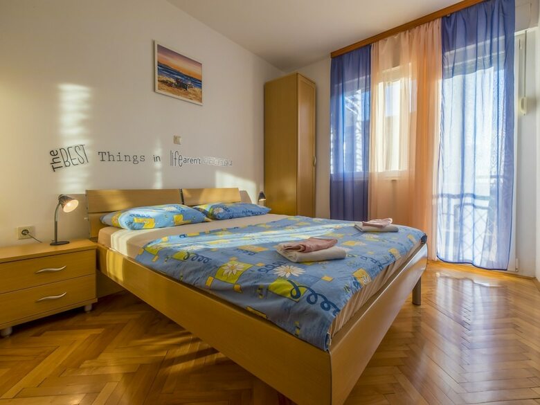 Apartments Zoki