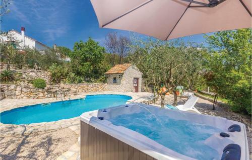 Three-bedroom Holiday Home In Dobrinj