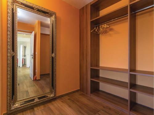 Three-bedroom Holiday Home In Starici