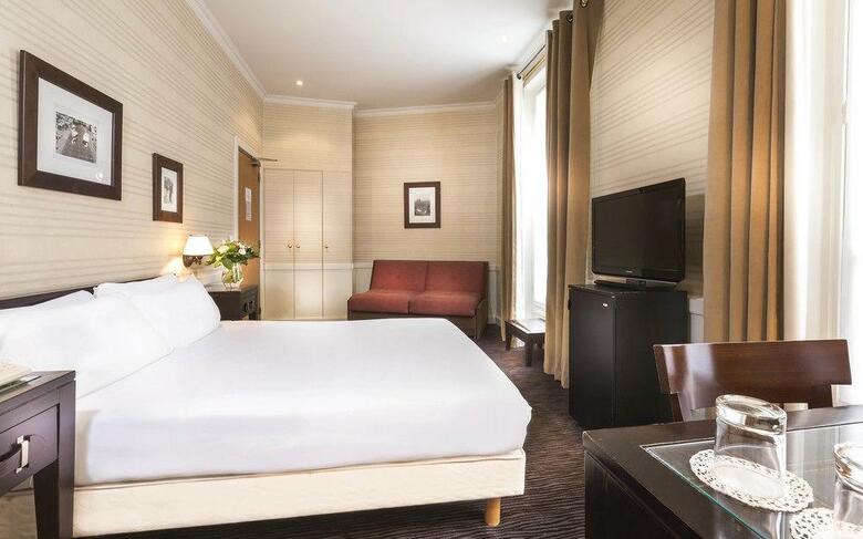 Elysees Union Hotel