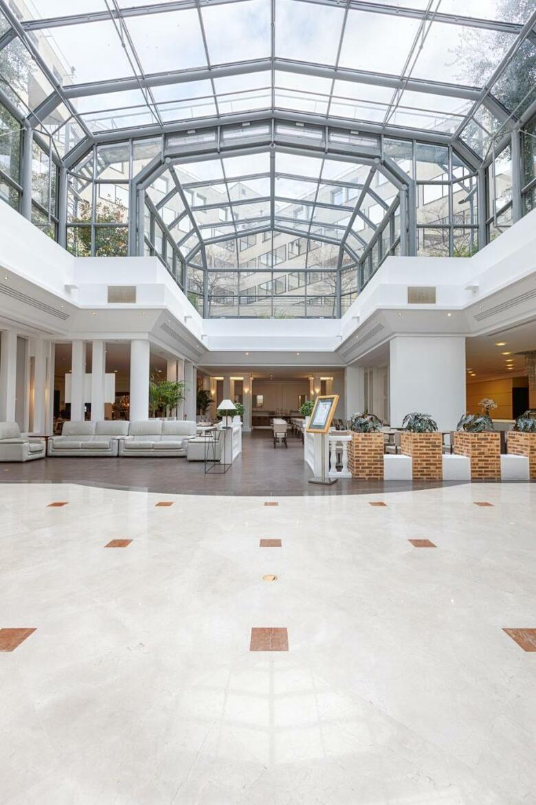 Hotel Evergreen Laurel(.)