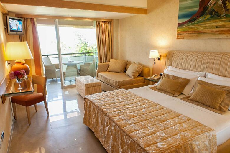 Hotel Acacia Resort