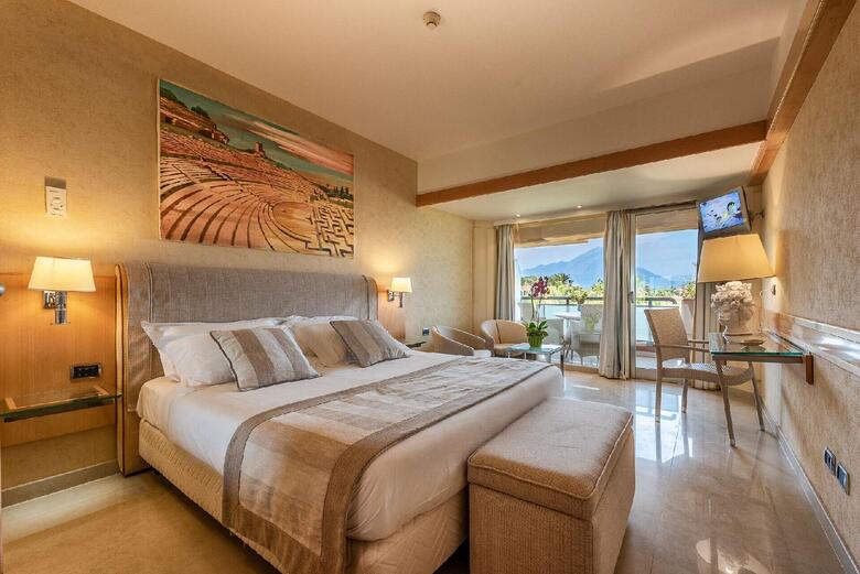 Hotel Acacia Resort