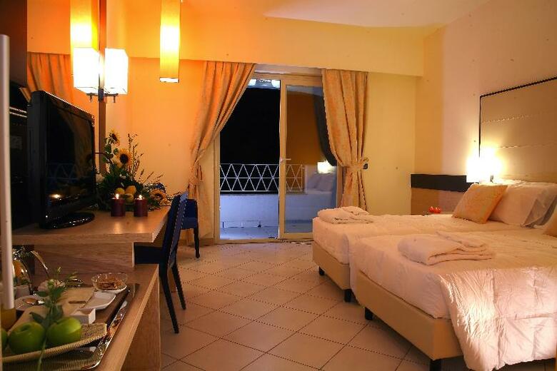 Hotel Avalon Sikani Resort