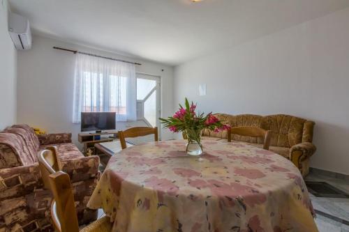 Apartment Dramalj 5551b