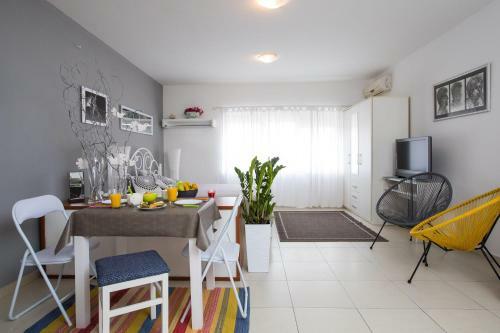 Apartamento Art Suites Red & Blue